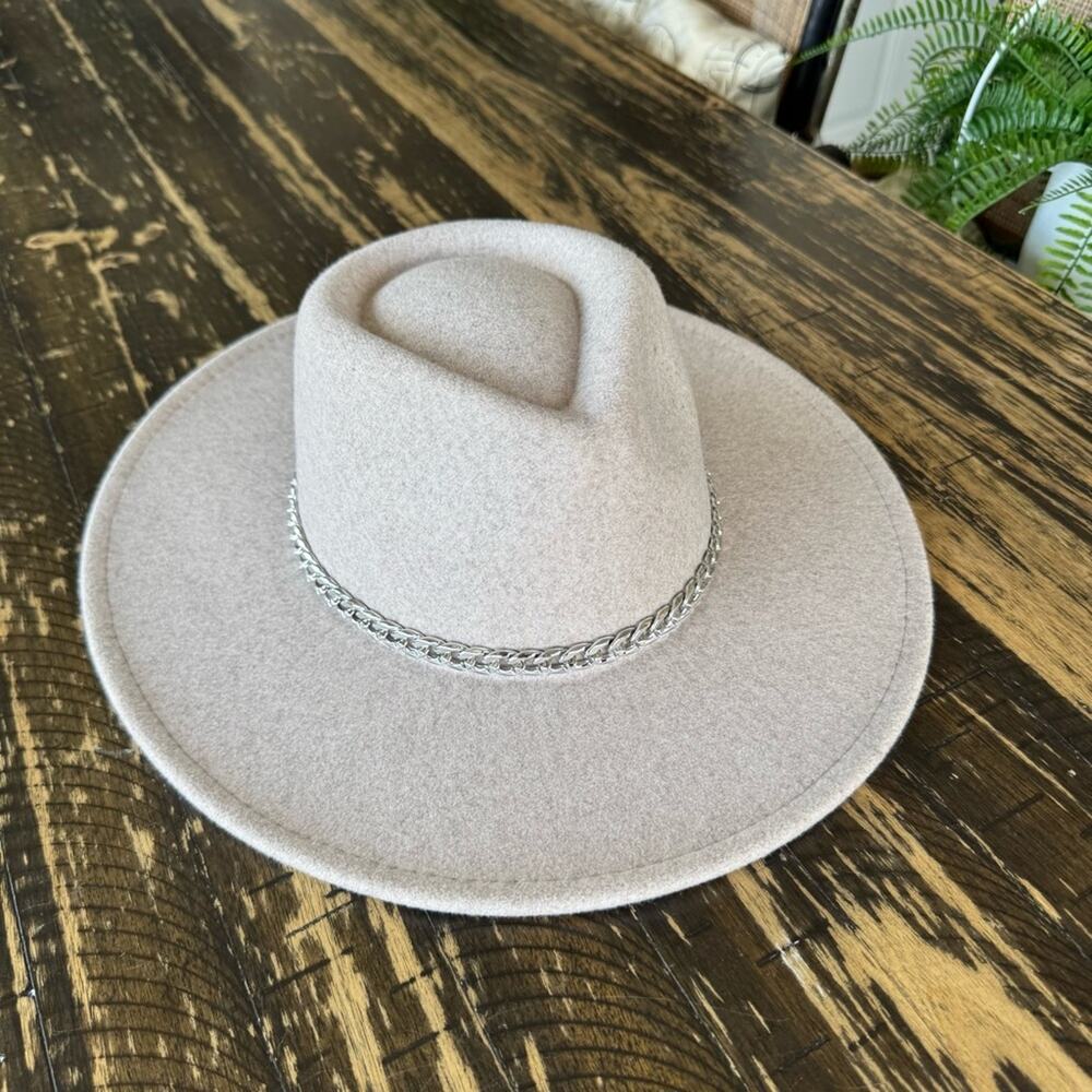 Cream Wide Brim Country Cowboy Winery Hat – One Size (Adjustable) - Picture 3 of 17